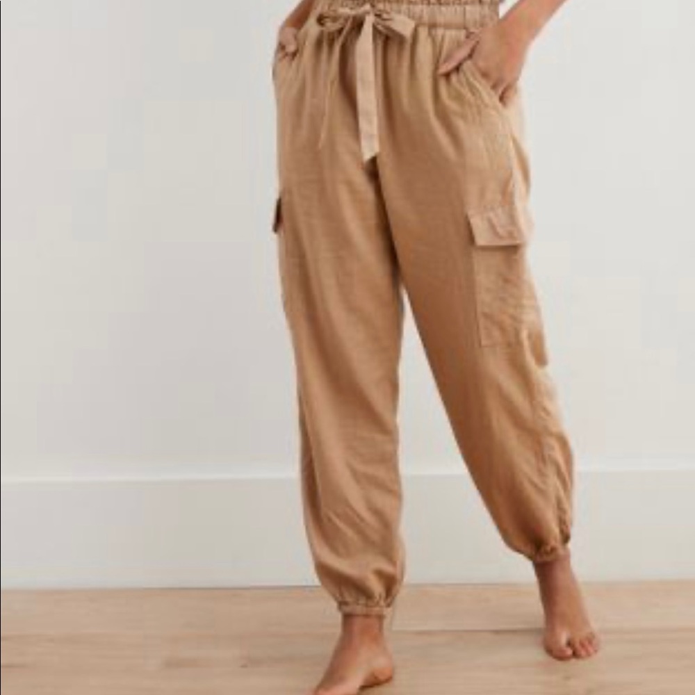 ⭐️3 for $30⭐️ Aerie cargo joggers
